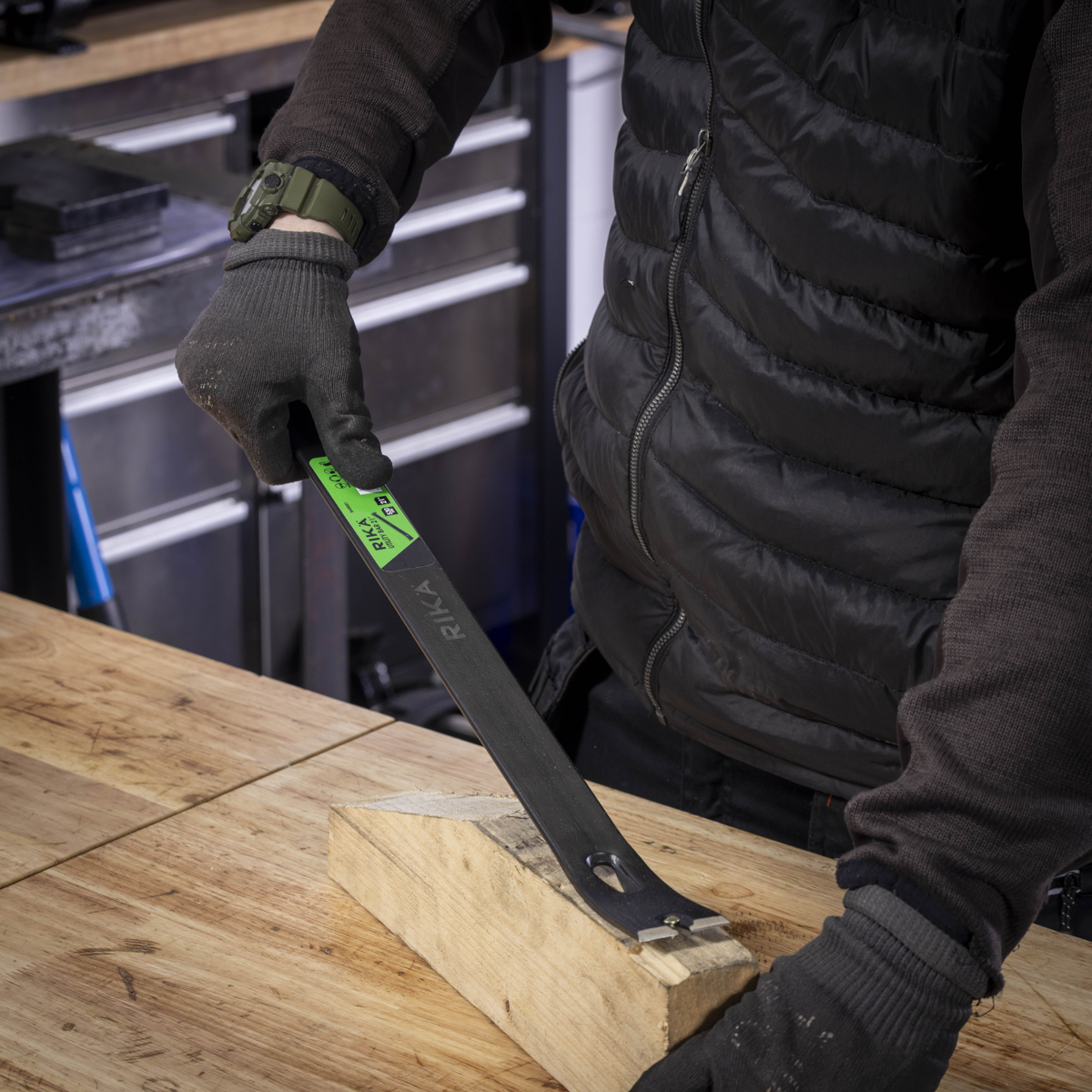 Rikä 21in Carbon Steel Utility Pry Bar | Black Powder Coated
